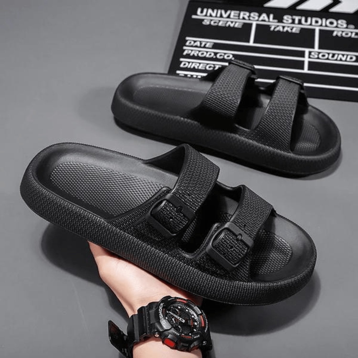 CloudSoft Slippers™ 2.0 - Supermjuka Sandaler med Spännen